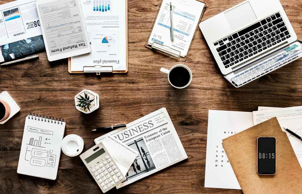 marketing desk graphic